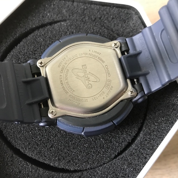 Casio Baby G BGA-131 Pink Metallic Dial Smokey Grey Ladies Watch - Picture 7 of 9